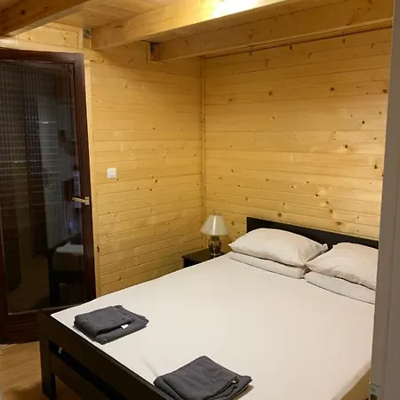 Boja Zalaska - Drveni Ягодина